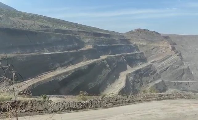orlis_david2's tweet photo. La explotación de GMC solo beneficia a la  compañía Drummond, que tiene además millonarias demandas por daños socioambientales.
           #SinFrackingYsinYNC #ProhibanGasEnMantosDeCarbon https://t.co/OcO8WksI71