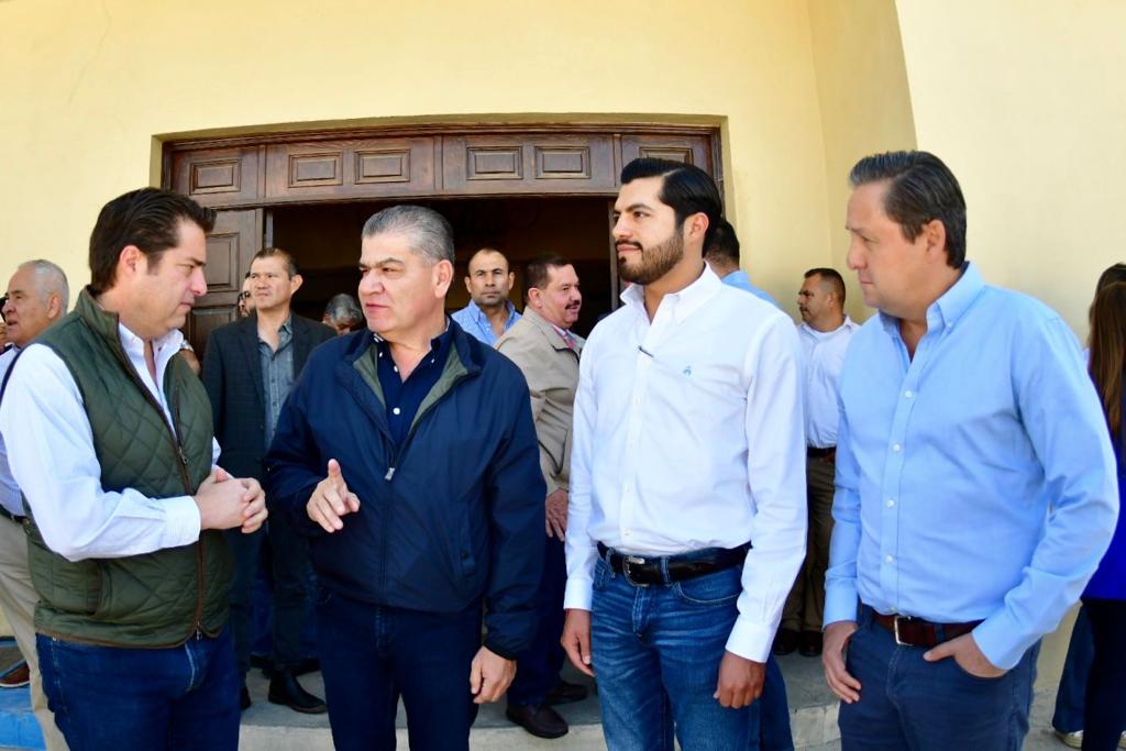 mrikelme's tweet photo. Estamos uniendo esfuerzos entre todos para poder impulsar una cultura de la legalidad en sus predios, trayendo consigo paz para sus familias, evitándoles problemas futuros. En @sevotcoahuila se brinda asesoría continua, por lo que les invitamos acudir a sus oficinas. 2/2 https://t.co/Dd82Tzmyzj