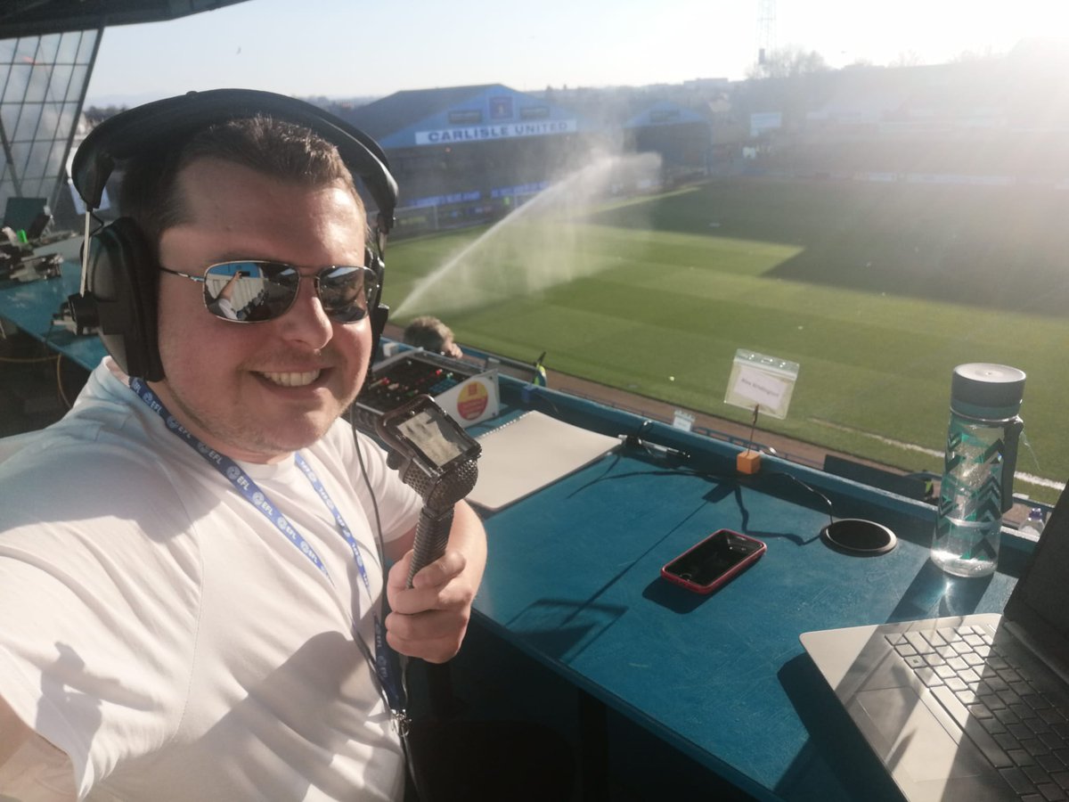 a_whitington13's tweet photo. Stockport's biggest game of the season 💥

1⃣ goal separates Carlisle in table
2⃣ pts outside automatics
3⃣ pts play-offs secured?

Strap in...

🔵 Carlisle 🆚 Stockport 🎩
🎙️Updates @BBCRadioManc 
📻95.1FM | DAB

#StockportCounty #bbcefl https://t.co/Mwl1448SNX