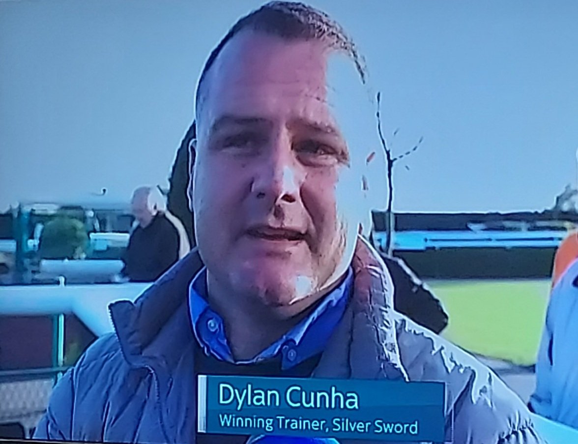 townend_alison's tweet image. A South African flavour at Southwell as Silver Sword for the in form  @dylancunha_uk wins nicely under @GMCheyne 
#getinthere 🐎🥇