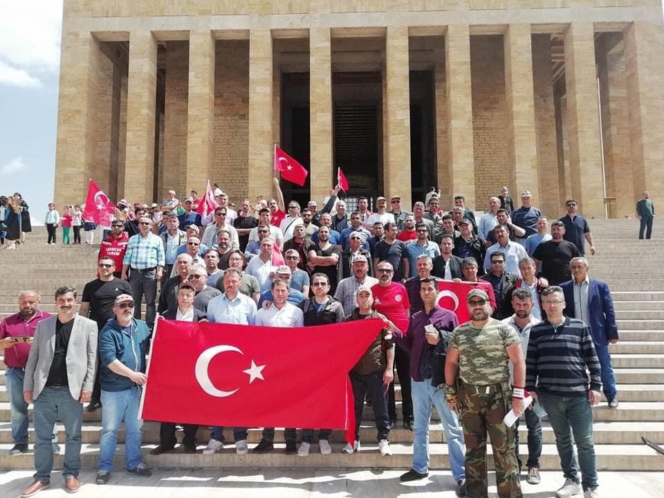 AtillaaPolat's tweet photo. Bu kahramanlar için söylenmesi gereken her şey söylendi, yazılması gereken her şey yazıldı, yapılması gereken her şeyde yapıldı.
Bu yiğitler için Meclise 5 yılda 15 kanun teklifi verildi. 
Bu siyaset üstü mağduriyet biran önce giderilmeli ve bu kanayan yara artık kapanmalıdır. https://t.co/IKV2npL7pY
