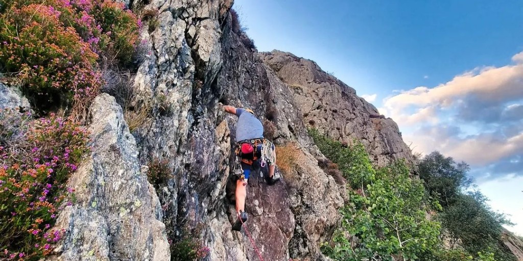 bam_clothing's tweet photo. Blue skies, spring adventures & brighter evenings are officially here π
Mineral print leggings making a strong comeback! π Click link to shop your favourite Enduro leggings prints. https://t.co/BGI1v12jXS
πΈ Featuring #MyBamCommunity https://t.co/OzYIKMVzuw