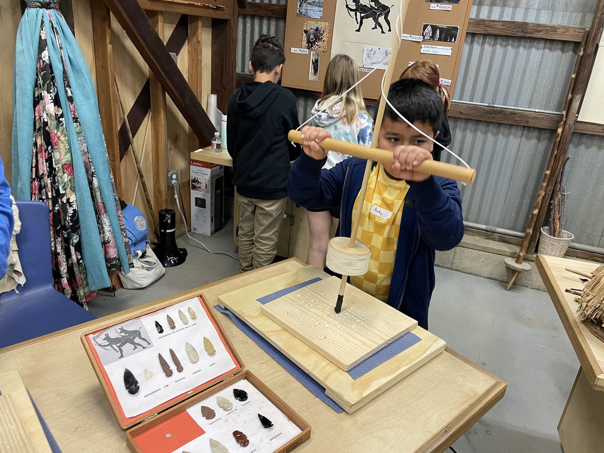 DavidsonMViT's tweet photo. Field trip to Strathearn Park #mvitsimi #simischools #thirdgraderocks https://t.co/nQHITzlg9I