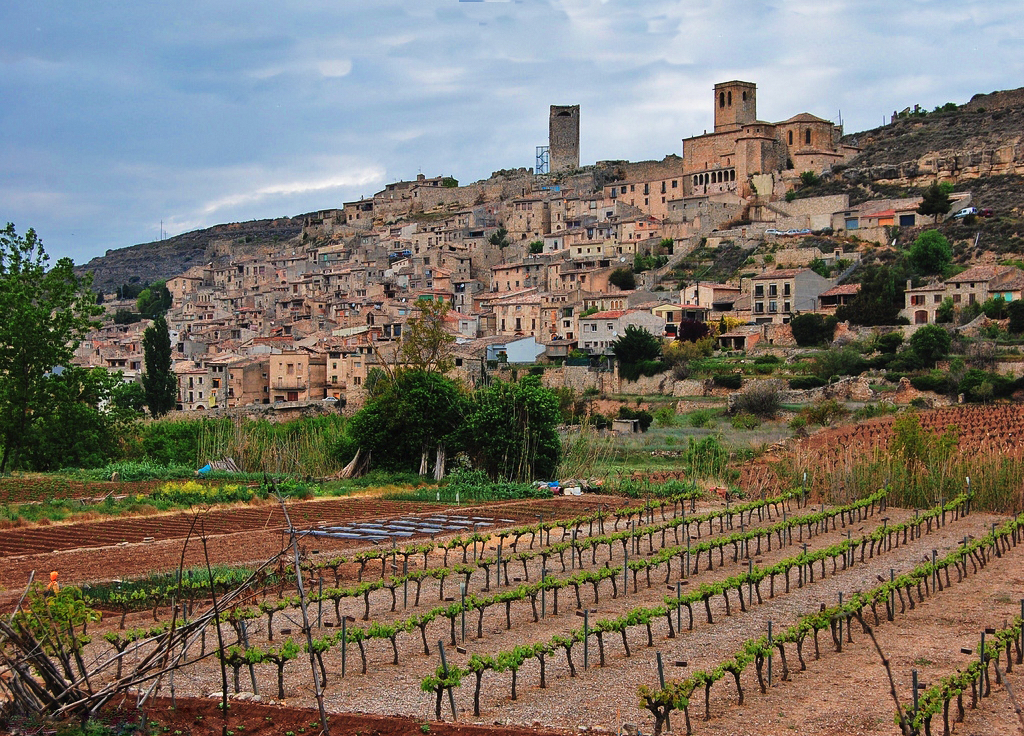 3CatInfo's tweet image. La sèrie "Dr. Death" converteix Guimerà, a l'Urgell, en un poble de la Toscana italiana ccma.cat/324/la-serie-d…