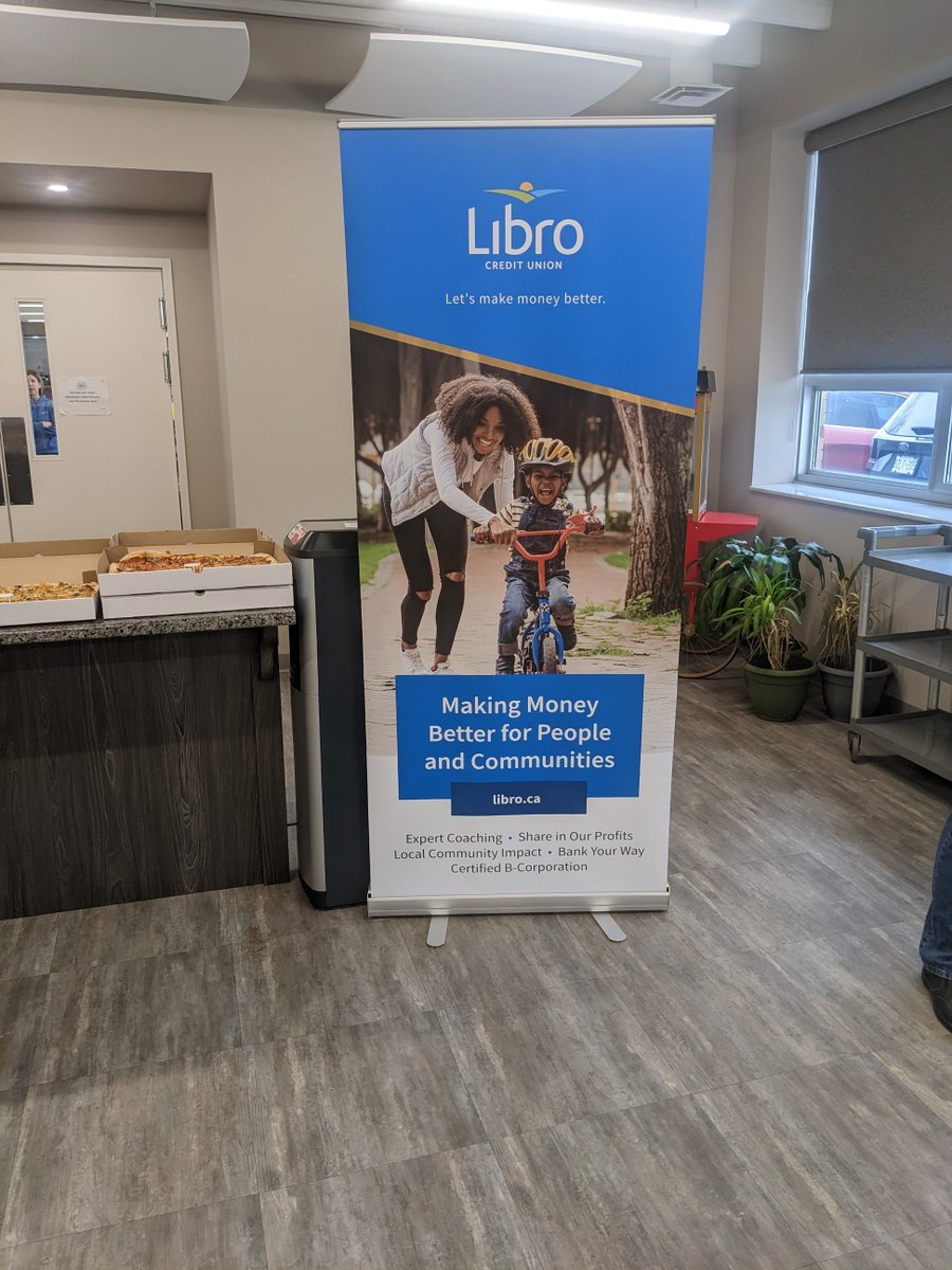 wpsSean's tweet photo. @WindsorPolice talking to seniors about Fraud today in Amherstburg. This seminar was sponsored by @LibroCU #seniorsafety #seniorfraud https://t.co/PQUjUrpeCG