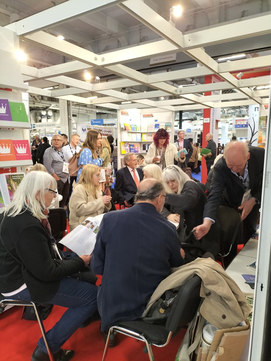 Cyhoeddi Cymru / Publishing Wales tweet media