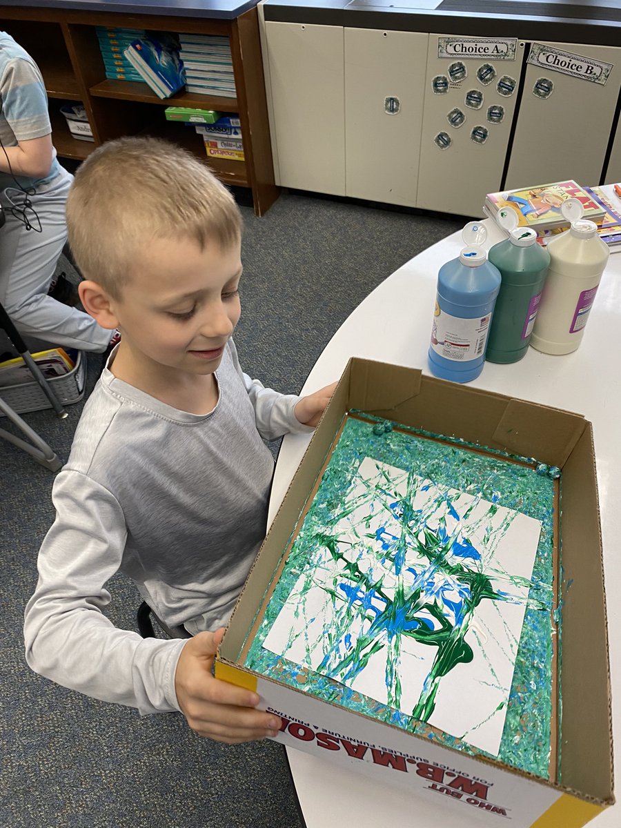 TaboneClassroom's tweet photo. Marble Painting! #barkercsd https://t.co/5B9nsL5xbQ