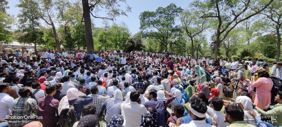 bharatbeniwal_'s tweet photo. सकती थी और बहुत कुछ अच्छा हो सकता था लेकिन कोई नहीं मिशन निदेशक सुधीर कुमार शर्मा जी से डेढ़ घंटे पूरे प्रतिनिधिमंडल के साथ 1-1 मांगों पर पूरा डिस्कशन हुआ एमडी साहब ने लगभग हर मांग का समाधान किया जिसके परिणाम सभी साथियों को 2-3 दिन में देखने को मिल जाएंगे,
हमारा आंदोलन और https://t.co/nkIXDnzgG9