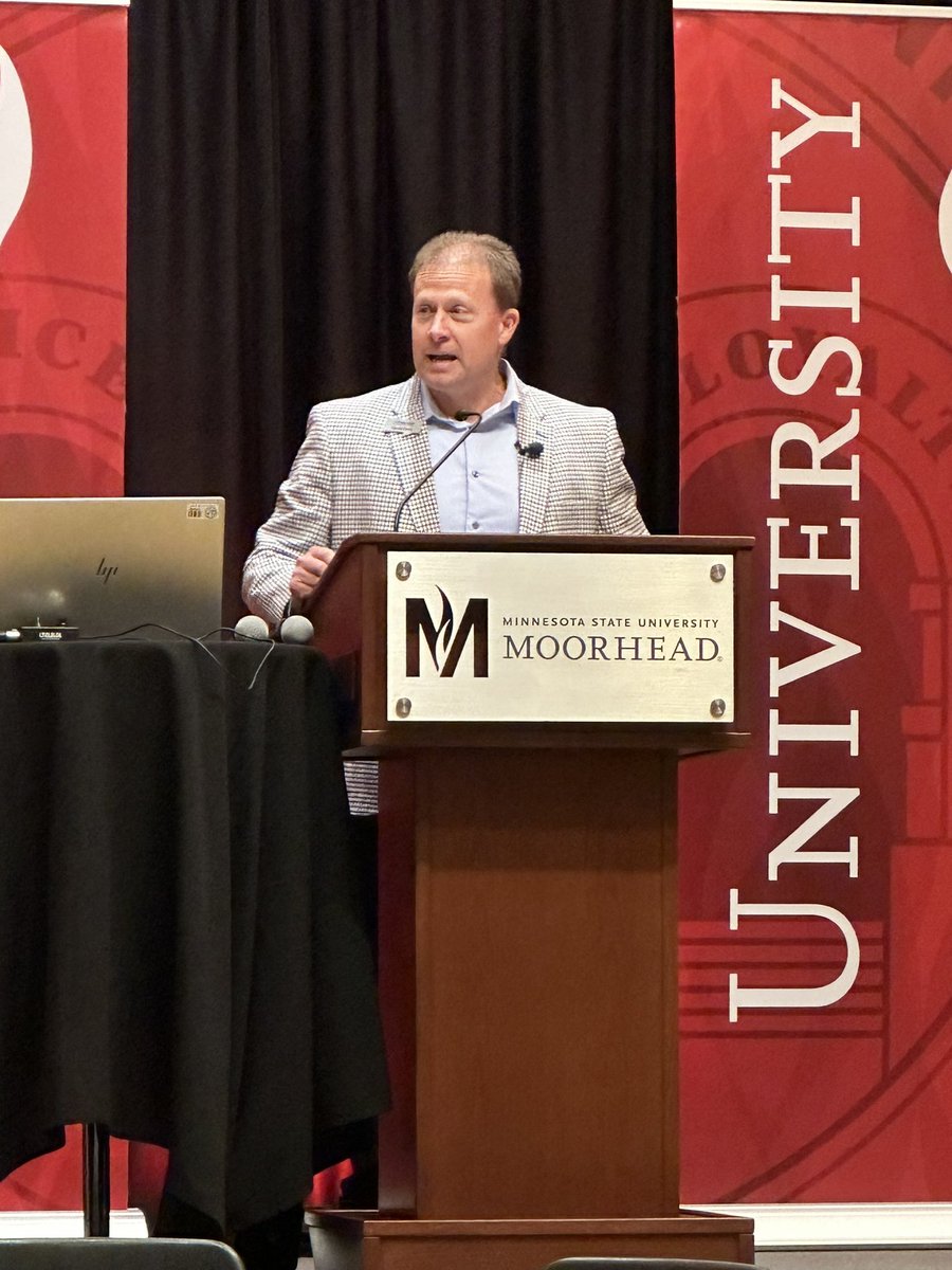 MSUMKirsten's tweet photo. Thanks, David Dietz, for sharing your message of “Reaching Your Potential”Minnesota State University Moorhead’s Student Academic Conference.
“At MSUM, I learned how to be a learner.”
#MSUMSAC https://t.co/A7t0TkIrrE