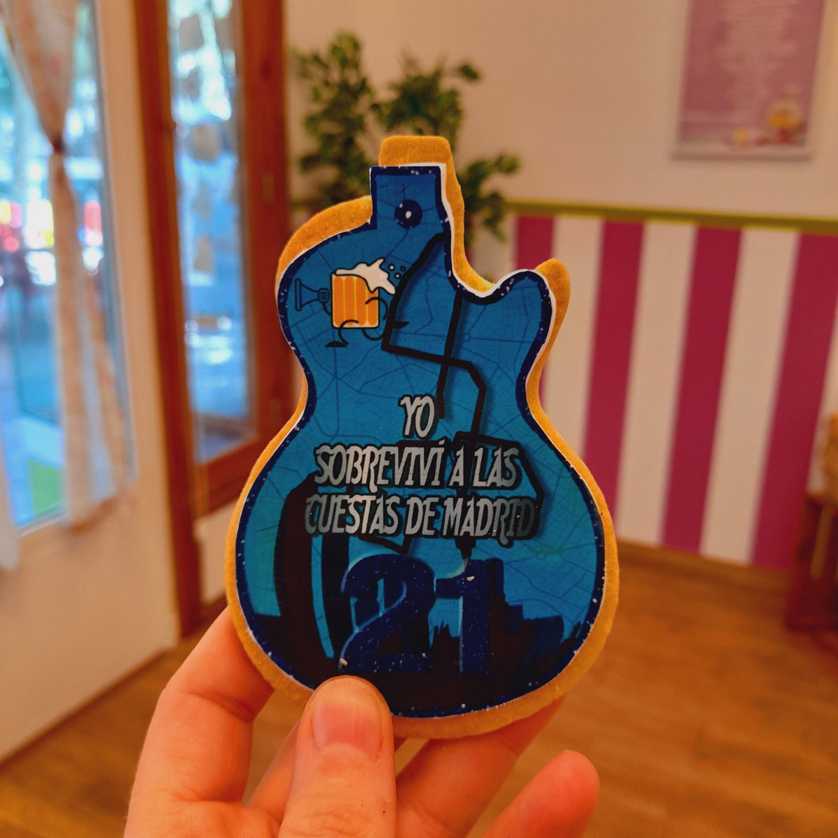 nonisbakery's tweet photo. ¿Por qué @DrinkingRunners y por qué @bancoalimadrid para nuestras galletas conmemorativas y solidarias del maratón de Madrid? https://t.co/6TULCDPhtz