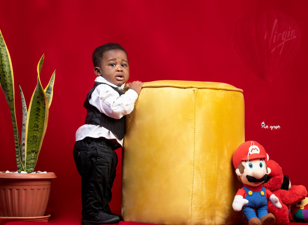 autographvisual's tweet photo. "A future CEO in the making! This little guy is all about that corporate life. 👨‍💼👶
.
.
.
.
.
.
 #futureleader #babyceo #corporatecutie #autographbaby #autographshoot #autogtaphcontent https://t.co/3yoWHtHEY6