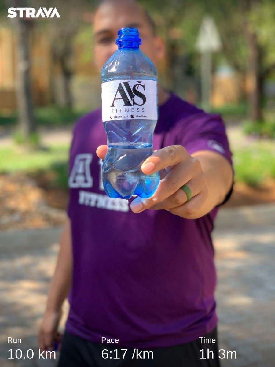 audas_vanschoor's tweet photo. JUST DRINK YOUR WATER ๐ง
Iโm not a runner
JUST GETTING GOALS โผ๏ธ
13 DAYS TO GO ๐
#JUSTBELIEVE #RUNWITHAVS #FITPRIL #AVSONTHE21 #Wally #AVSFITNESS #RUNPTA #RUN #Raceday #FetchYourBody2023 #HalfMarathon #21Km #1May #TeamAvs #AVSSOCKS ๐๐ค https://t.co/WJ8WQ4oRgB