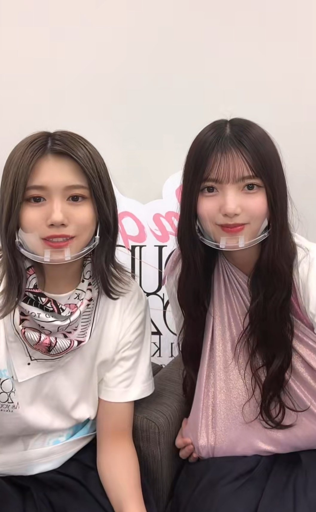 櫻坂46 上村莉菜　直筆サイン入りクッション 櫻坂46 上村莉菜直筆サイン入りクッション