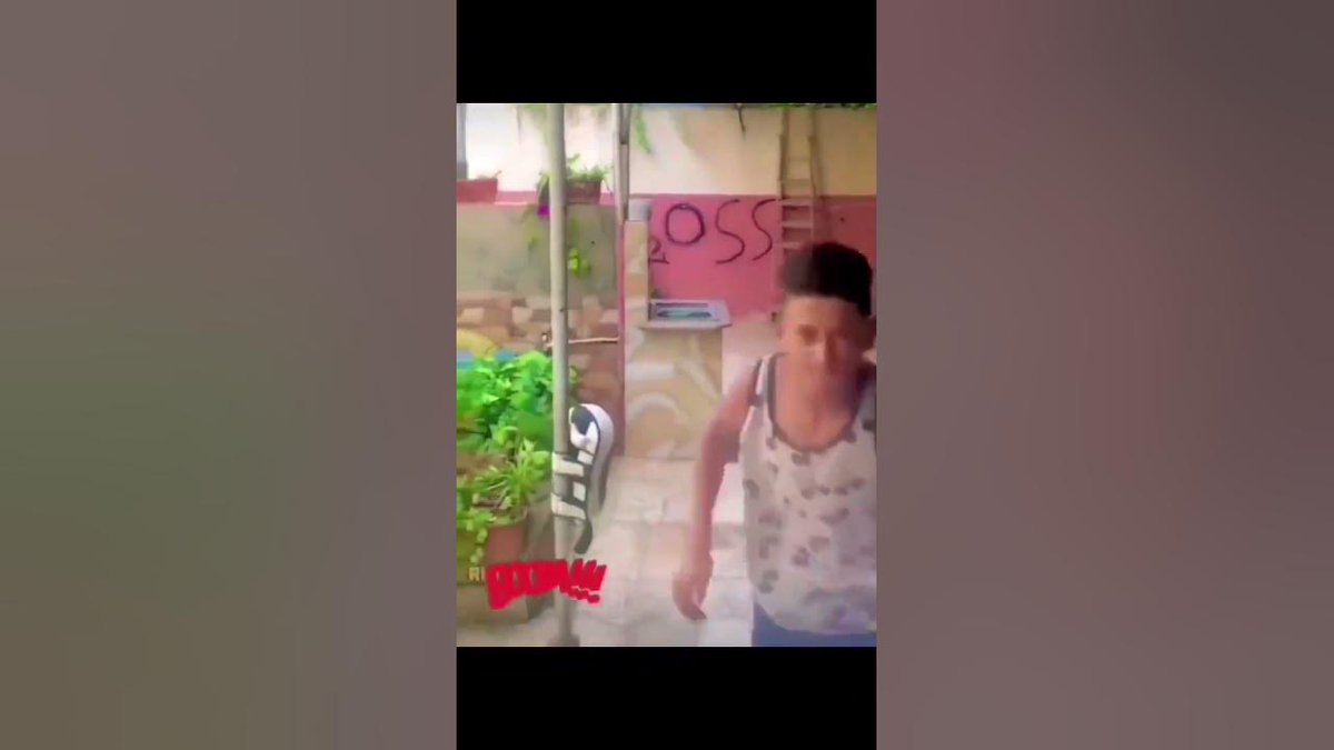 muvicut's tweet photo. Be Careful Boy 😉 #viralvideos #shorts https://t.co/axAvIfLvR1 https://t.co/l7AO6H0aMb
