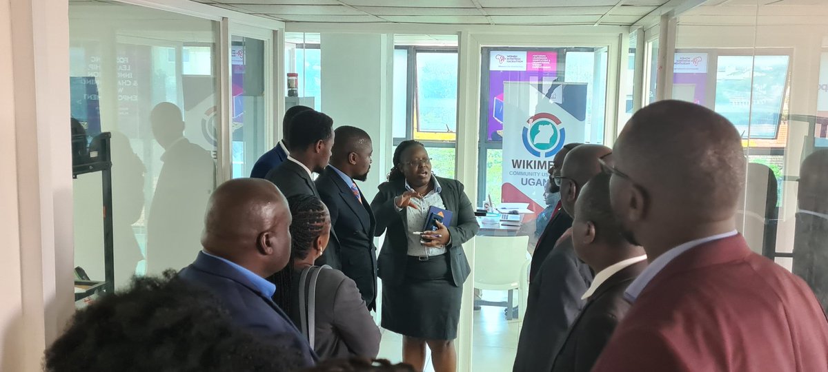 hivecolab's tweet photo. HAPPENING NOW! Ministry of ICT in Malawi with @NITAUganda1 visit &amp; tour HIVE COLAB to understand a d appreciate the different support that the hub offers to startups especially those in the ICT Sector.
#hubtour #partnerships #socialimpact https://t.co/C7GbtL3XGw