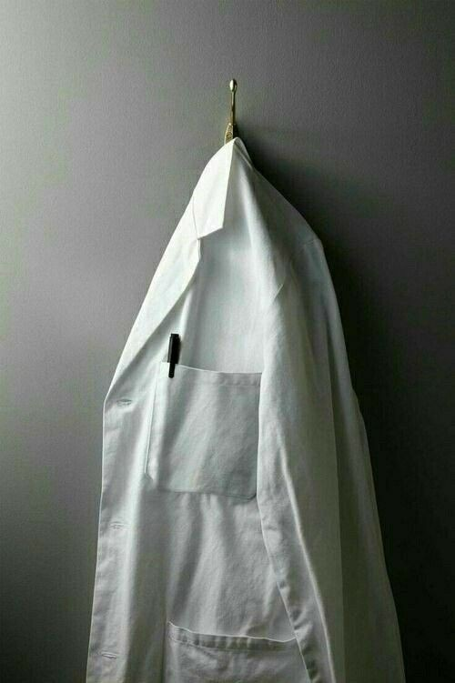 pasitheabeloved's tweet photo. empty chairs at empty tables.

> medic. callsign ratchet. all eras.
> written by hawke.
> highly selective.
> #swrp #starwarsrp https://t.co/MvzeIQJ1Q1