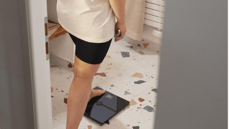 BFMTV's tweet photo. La nouvelle balance Withings remplace votre poids par des messages de motivation
https://t.co/f3jb4yTFQF https://t.co/MlrSNuDSI7