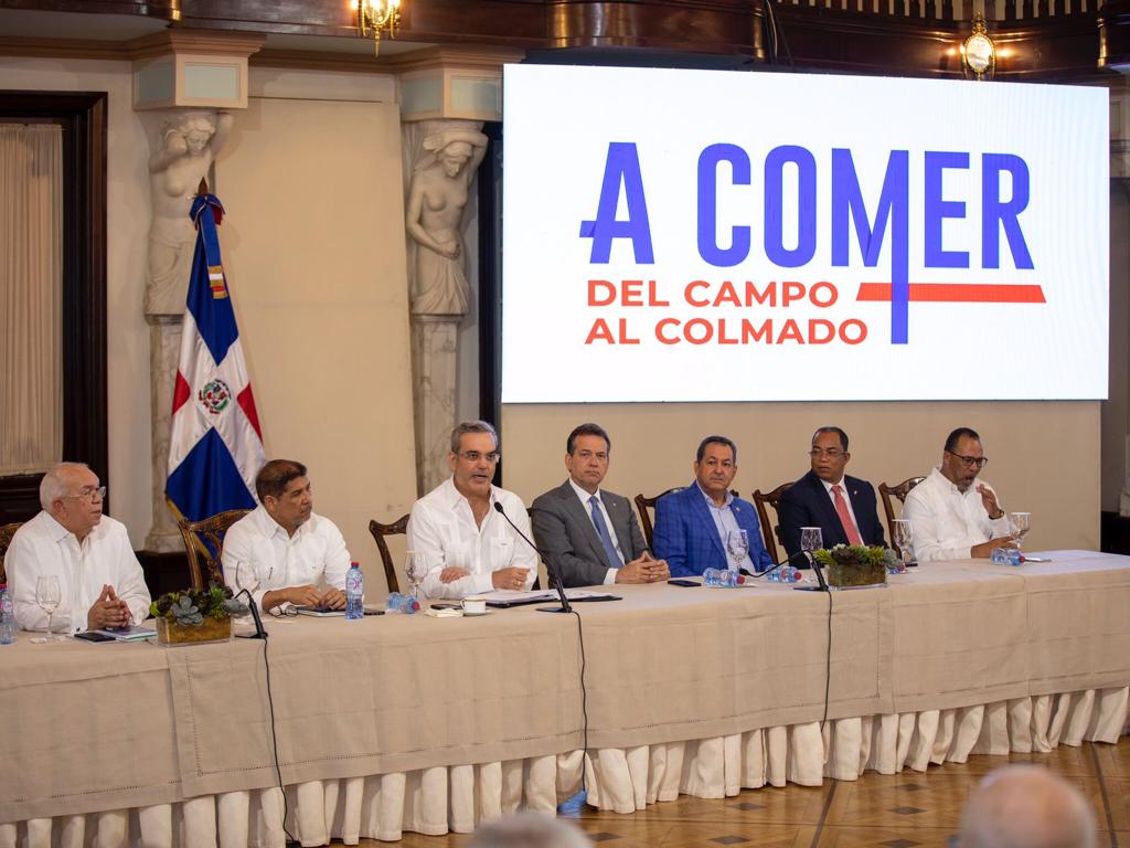 ListinDiario's tweet photo. #MundialesLD l Gobierno lanza “Del campo al colmado”

https://t.co/bnRMuIJAaV

#ListínDiario https://t.co/X6ndMUpfrq