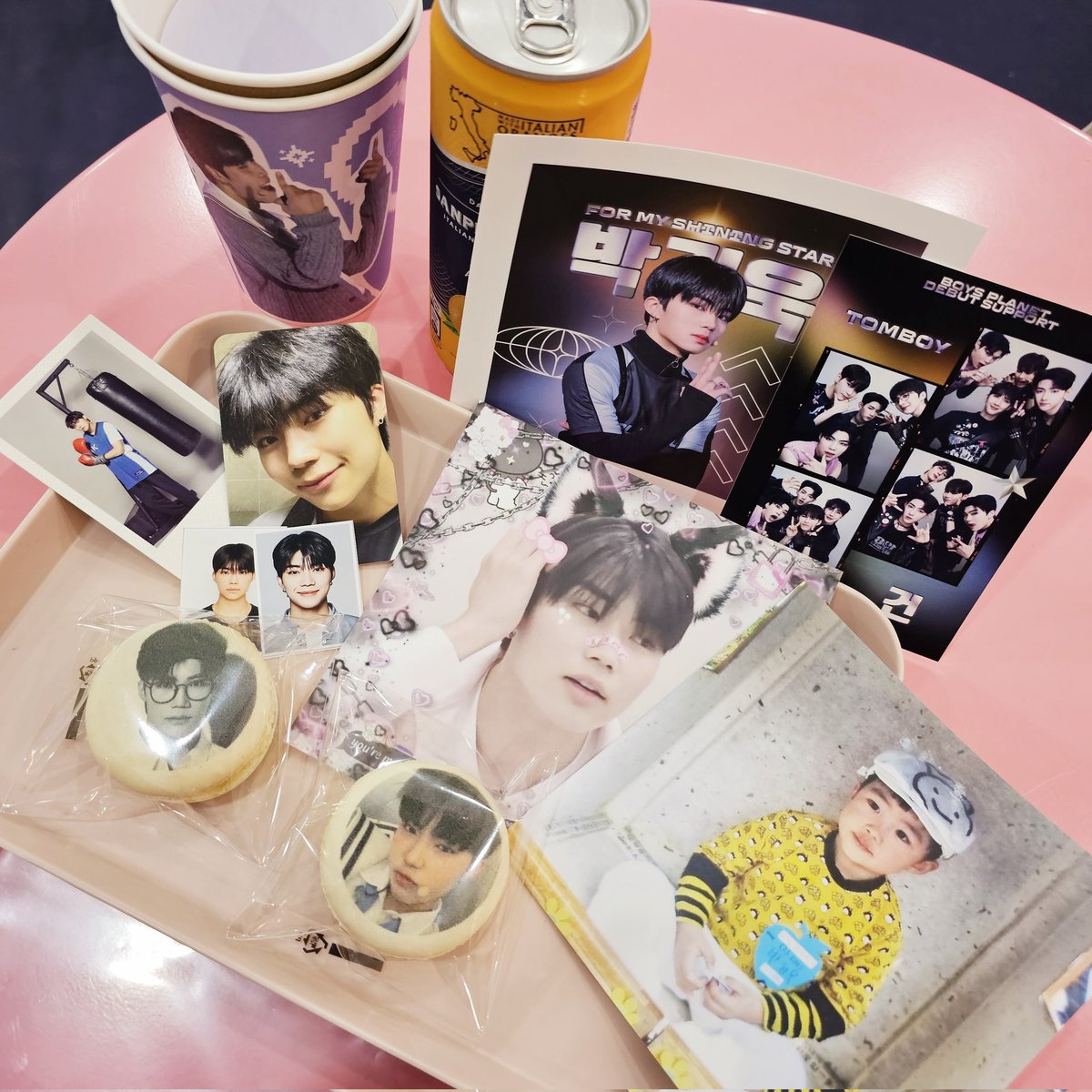 satellitekkunuk's tweet photo. 외로이 혼자갔다가 덕분에 모두가 한마음인
건빵단분들 만나서 미친듯이 건욱이얘기하고 
수다떨고왔습니다😢💕
열어주셔서 감사합니다 꼭 건욱이 데뷔시켜요😭😭
@gunwooklover1 

#박건욱_데뷔하자
#박건욱_우리의빛나는별
#박건욱 #PARKGUNWOOK #パクゴヌク https://t.co/zn22YUAQoJ