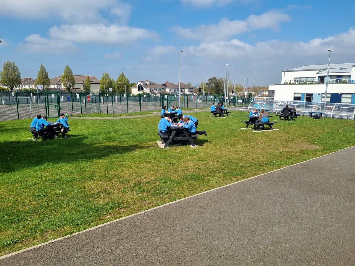 OideStacy's tweet photo. Bliain 3 - preparing for written exam question on Music. Filling in the blanks in the sun 🌞 
@Kingswoodcc16 @ddletb @ForasnaGaeilge https://t.co/ZZXGJxfn2U