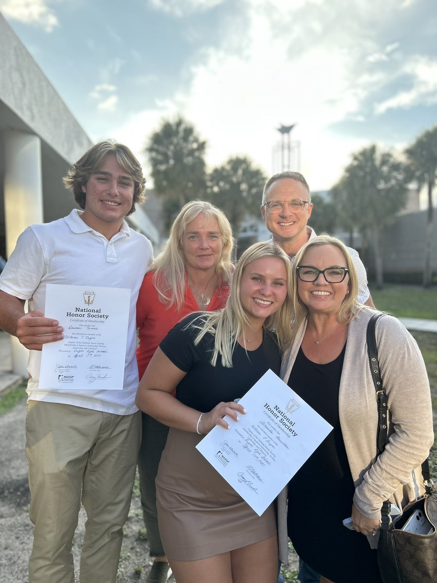 Miranda Hamilton tweet media