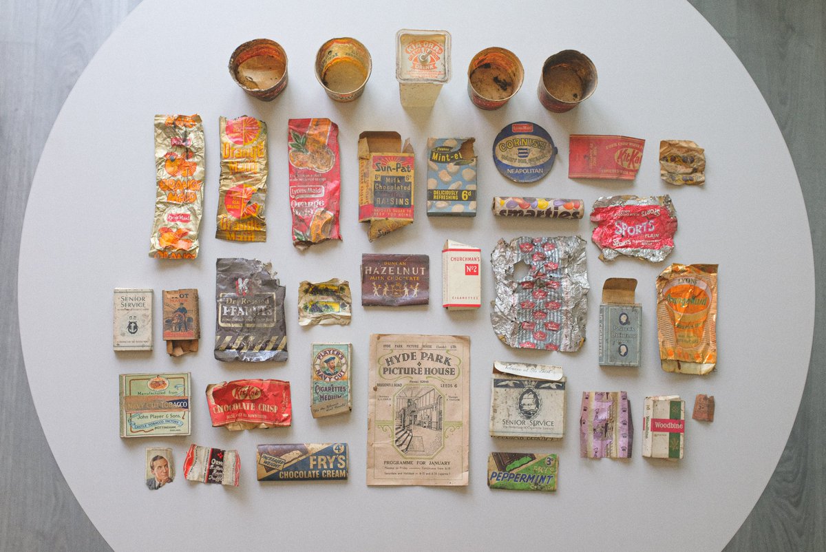 HydeParkPH's tweet photo. If you've enjoyed following #TreasureTrashTuesday and would like to support the creation of a new dedicated display to house the items we've found β you can donate to the #PictureHouseProject by visiting: https://t.co/Dt6RO8Lzxs
Thank you! π 3/3 https://t.co/jtTZnEm1BG