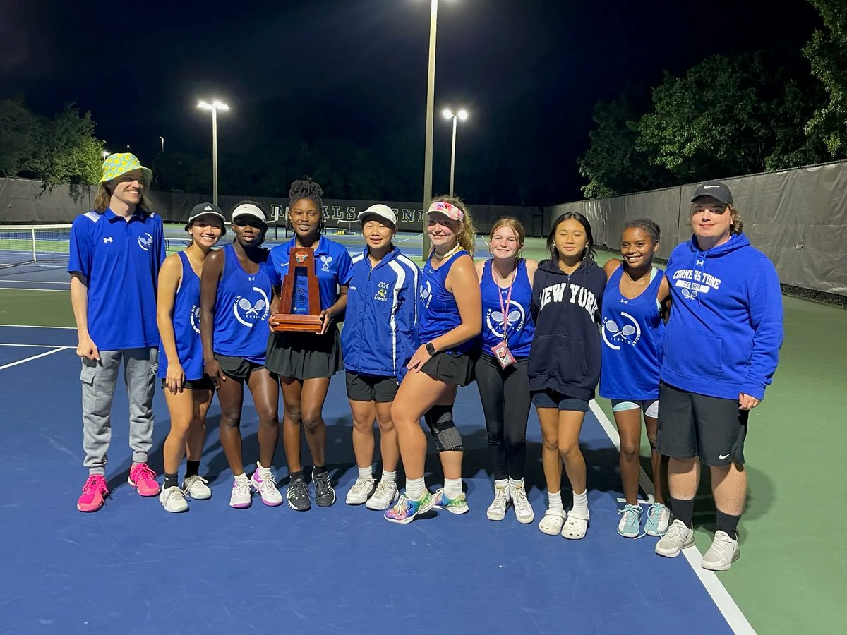 CCA_Ducks's tweet photo. Congratulations to the Girls Varsity Tennis Team! They beat TFA last night in a head to head playoff match to win, 4-2, the District Championship.  Wish them luck, as they are taking on Trinity Prep today at home at 12:00 for Regional Semi-Finals.  Go, Ducks!! 💙🎾💚 https://t.co/yrvA8RMl40