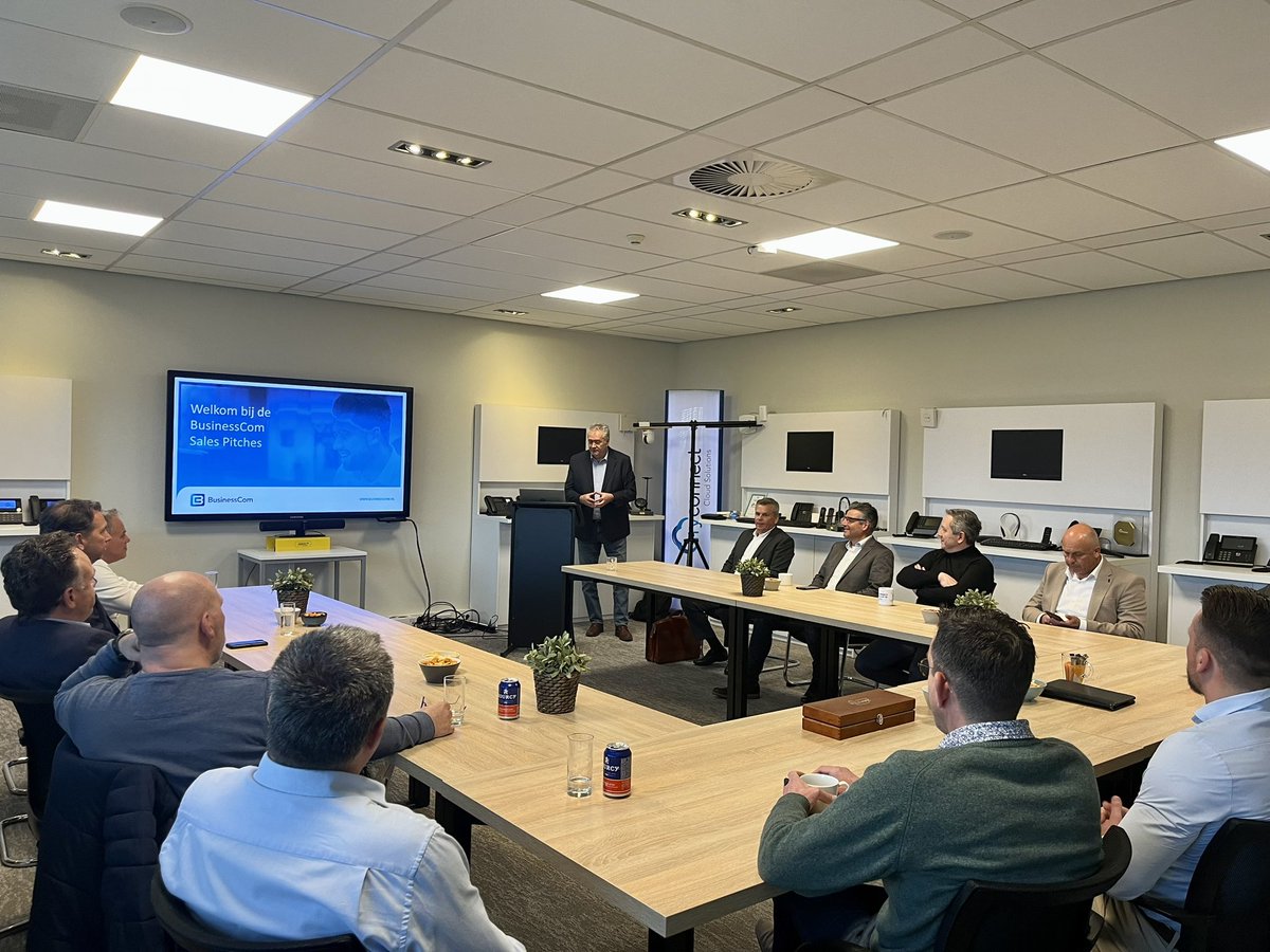 De sales pitches zijn van start! Het is de beurt aan <a href="/Mitel/">Mitel® Official</a>, <a href="/ascom_nl/">Ascom Nederland</a>, <a href="/ExtremeNetworks/">Extreme Networks</a>, <a href="/NETGEAR/">NETGEAR</a> en <a href="/YealinkNews/">Yealink Official</a> om onze partners inzicht te geven in hun visies en oplossingen. Natuurlijk onder het genot van een hapje en een drankje! 

#sales #pitches