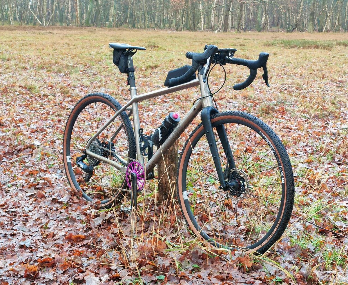 becodabike's tweet photo. É gravel, gente? https://t.co/K2vUt48sVD