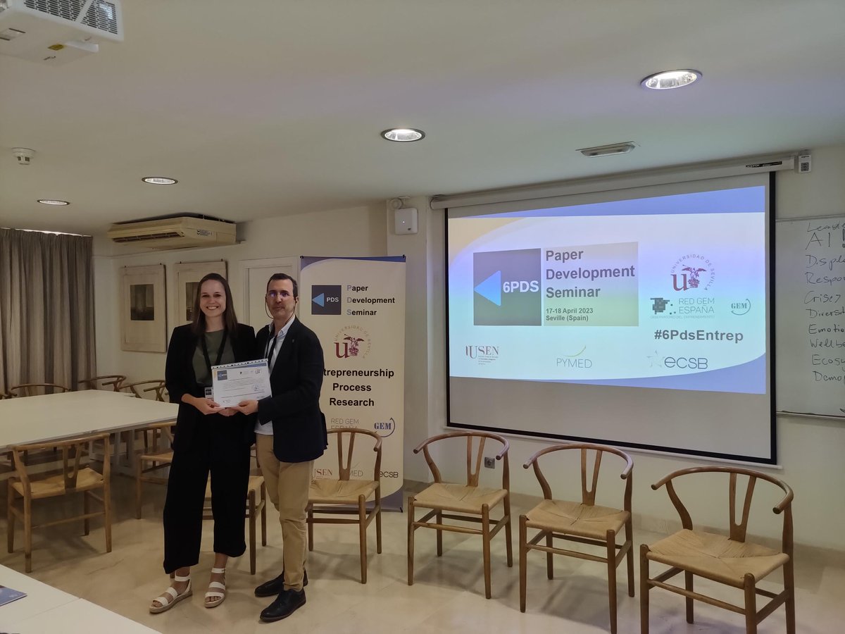 PdsEntrep's tweet photo. And finally... The Best Paper Award of #6PdsEntrep @unisevilla @GEM_es goes... to....the paper entitled...."The Nature and Pathways of Passion in Entrepreneurship:... " by Vanessa Naumann; Holger Steinmetz; Michael Gielnik and Slawa Tomin
congrats!!!!!🏆🏆🏆 https://t.co/2KSK3KZDZn