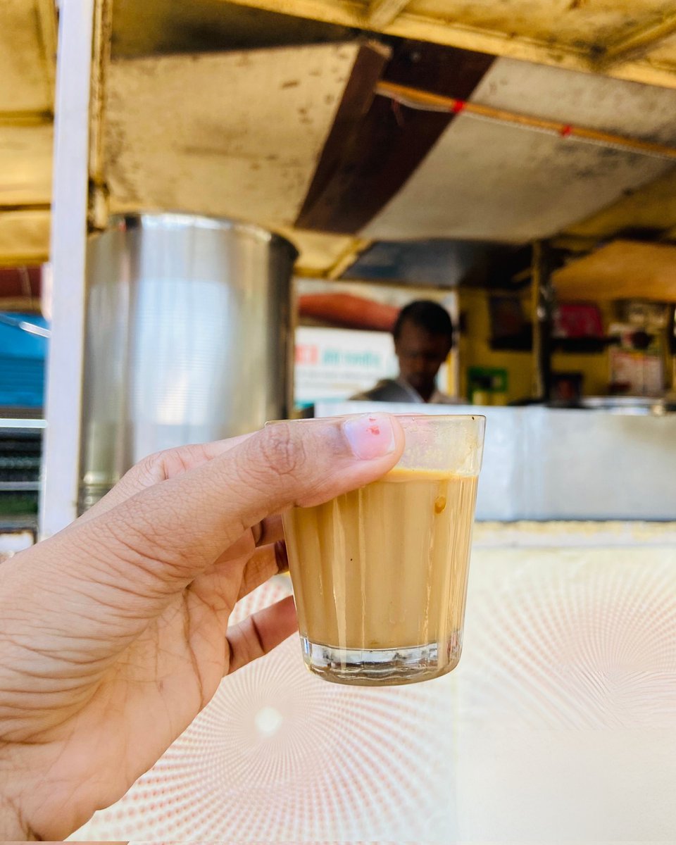 CoDamodar's tweet photo. तेरे जैसा यार कहाँ... ☕
.
.
#Damodar_Shivram_Co #HPTea #TeaLover #TeaBreak #TeaAddict #TeaLife #Chai #ChaiTime #ChaiLover #TapariChai #ChaiBuscuit #ChaiBreak #Tea https://t.co/C9QYY2On2h