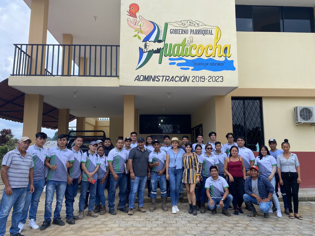 MashiAlejandro's tweet photo. Convenio interinstitucional CONAGOPARE ORELLANA-INSTITUTO S. T. GENERAL ELOY ALFARO; Vinculación con la comunidad. Mecánica industrial. https://t.co/BbnFK4eExH