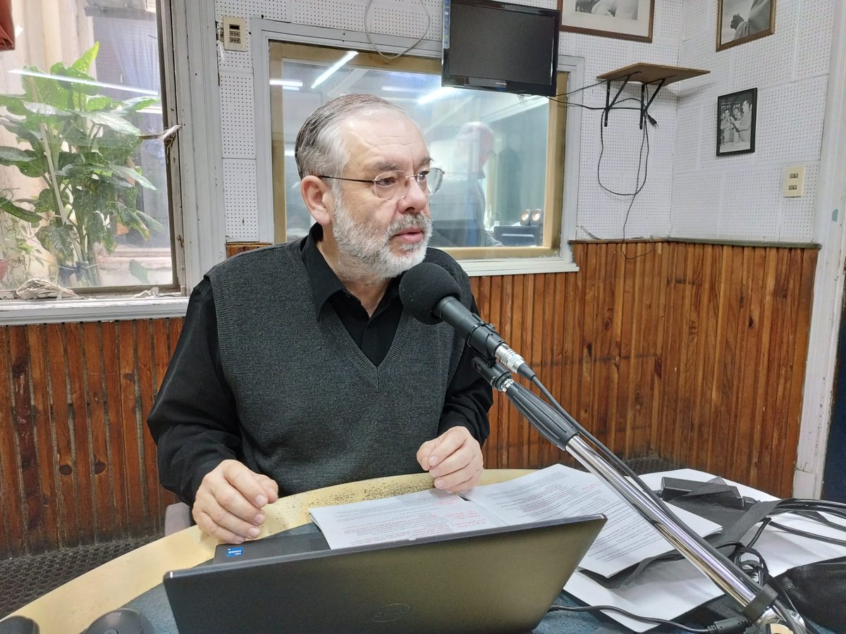 imprescindible tweet media