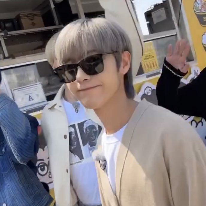 rdenjunt's tweet photo. rambut baru nya dulu dik 😎 https://t.co/u5SDbLb6Ck