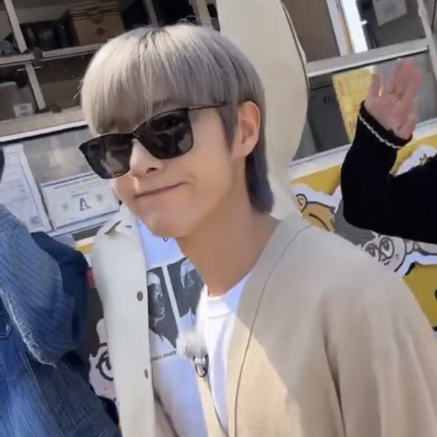 rdenjunt's tweet photo. rambut baru nya dulu dik 😎 https://t.co/u5SDbLb6Ck