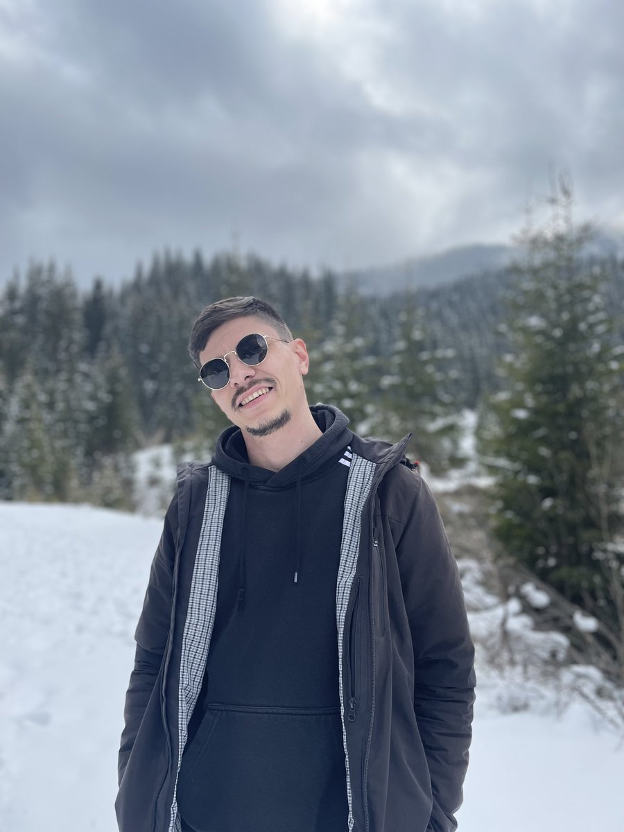 AdrianTatarul's tweet photo. ☄️ https://t.co/0ZvJGllHi1