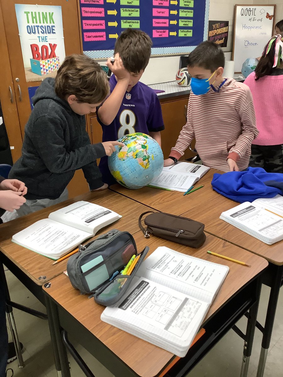 MrsPollari_EBMS's tweet photo. 🌎Can you trace the longest path on LAND? Or on WATER?
@EastBrookMS https://t.co/Ie326wtYqN
