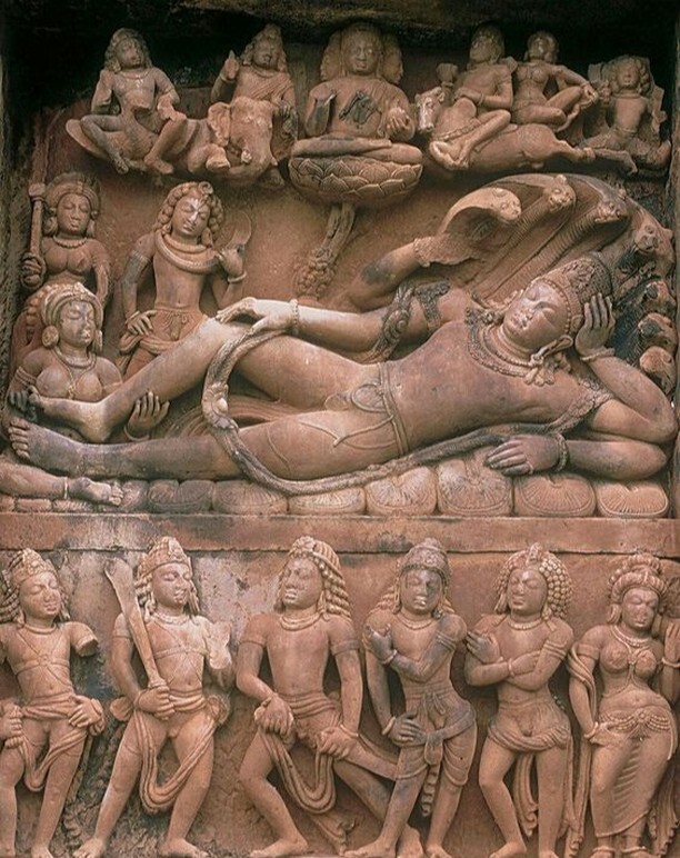 HN_Global_Press's tweet photo. Puranas are Hindu History, not Mythology as racist Hindumisia forces have brainwashed us into believing. Ancient Hindu technologies like Pushpak Vimana and Brahmastra are real and not fictious stories. 
#hinduism #hinduscience #hindutechnology #puranas #… https://t.co/JGZgCokV86 https://t.co/ptUA2S0w9f