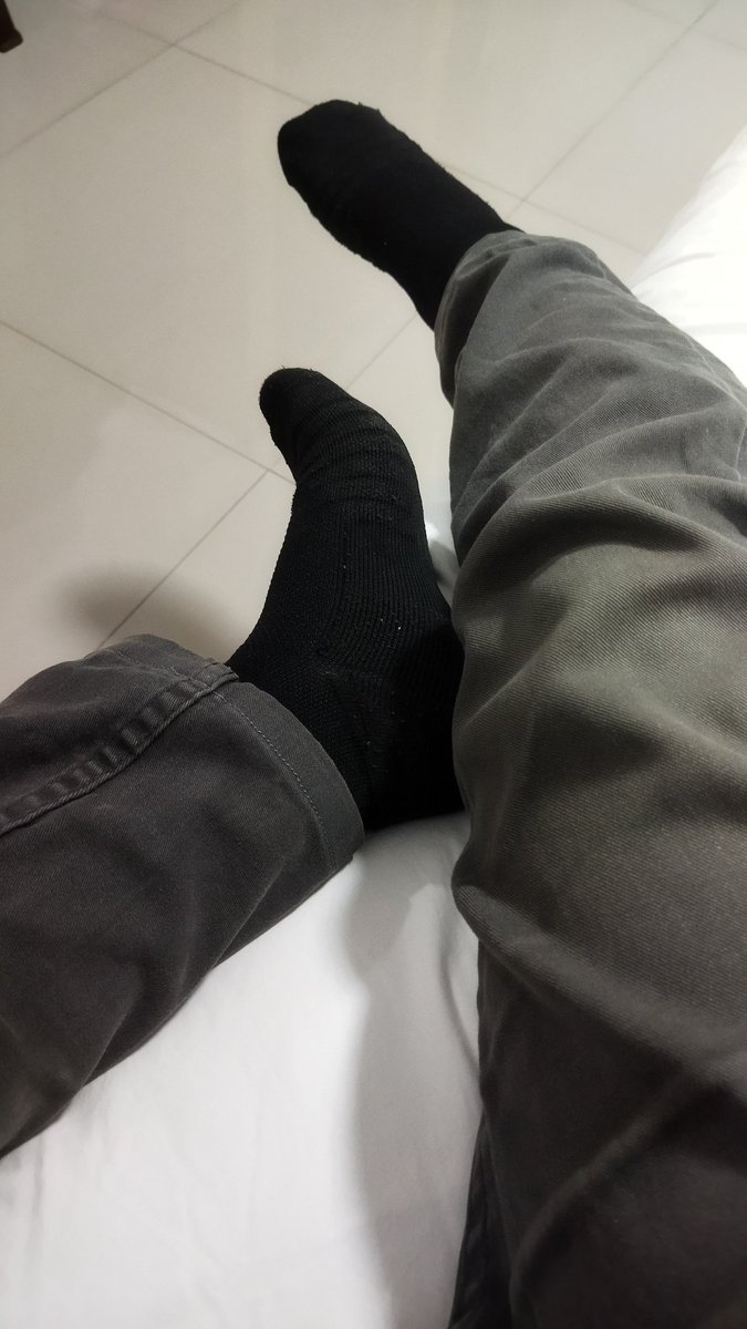 Elfin_devil's tweet photo. กลิ่นกำลังดี #ดมถุงเท้า #ถุงน่อง #ถุงเท้า https://t.co/ipy3RyN2sq