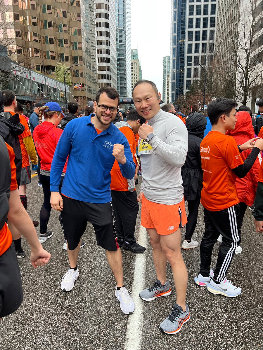 Lelandyyoung's tweet photo. My first epic 10K run in the rain completed, 2023 Vancouver Sun Run.
🌦🌨
#vancouversun #rainorshine #running #runningmotivation #runner #endurance #10k #runnerscommunity #yyoung https://t.co/GzEGatdVMt