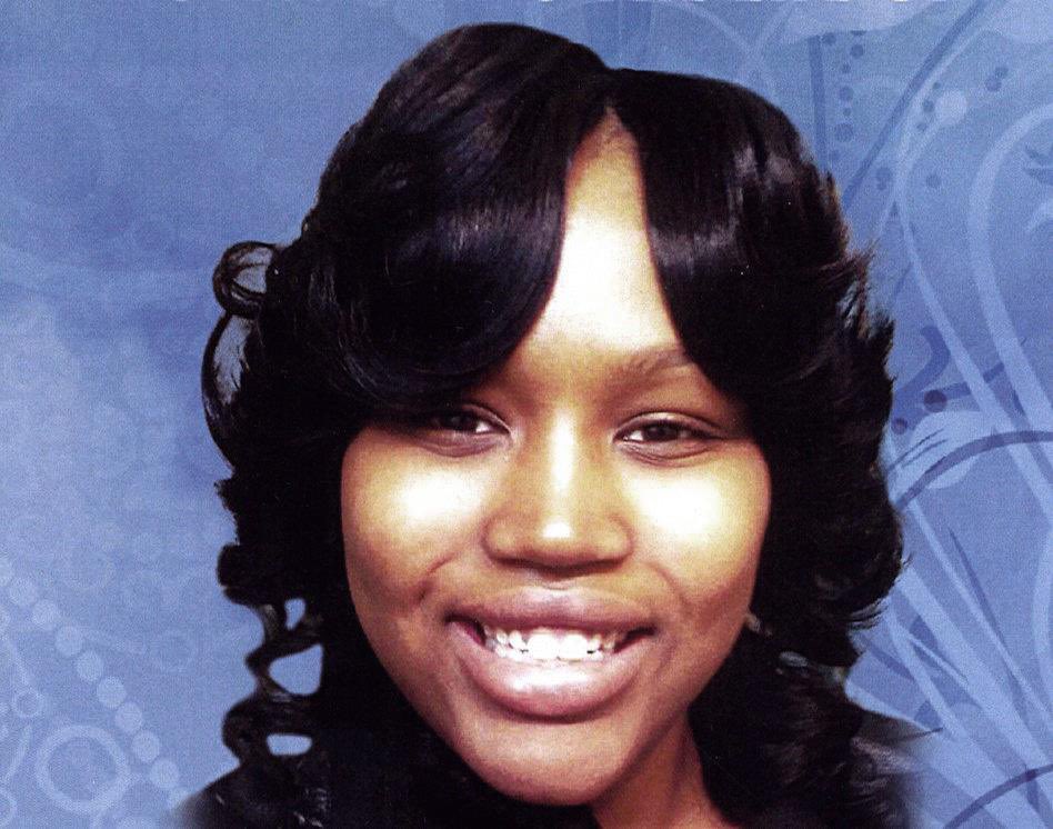 NatashaSAlford's tweet photo. Thinking of Renisha McBride who was killed in 2013 for daring to go on a porch for help after her car broke down late at night. Everything was used to say the homeowner “feared for his life” by her knocking on the door. Her shooter walked around free too until the protests and outcry grew too loud to ignore. #RalphYarl