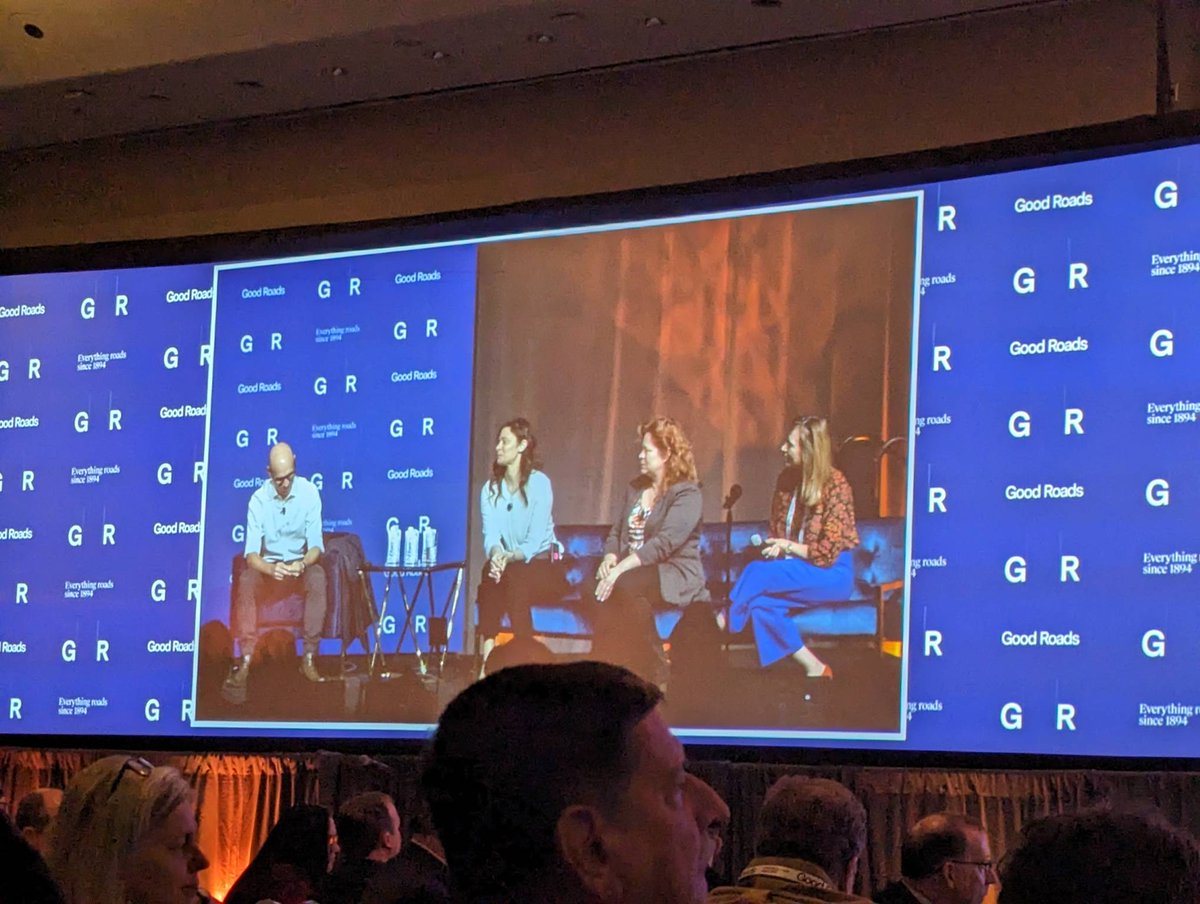 SCRSA_Official's tweet photo. #GoodRoadsConference Panel: A Better Road Forward #happeningnow 
#scrsa https://t.co/EVQYLoMtms