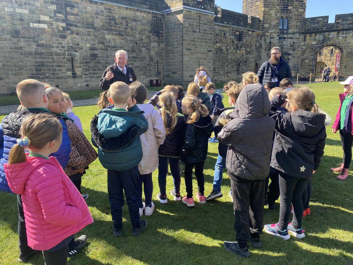 Year2_BDP tweet media