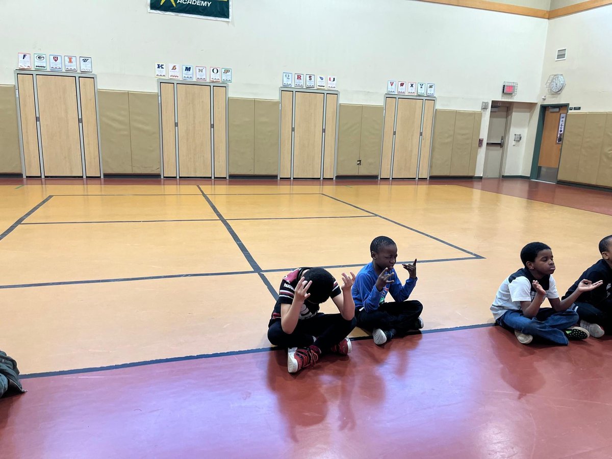 ESCofNJ's tweet photo. NuView student enjoying a relaxing mindfulness activity in PE class 🧘‍♂️

#ESCNJ #NuViewNJ https://t.co/XiINX0n3lH