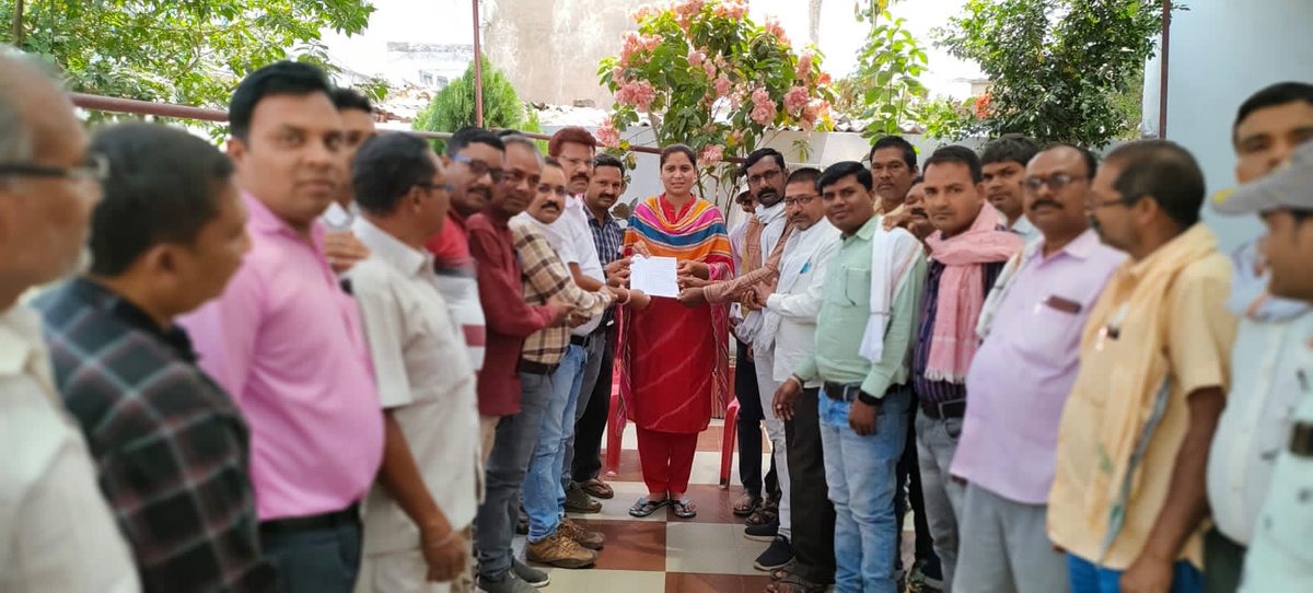 पंचायत सचिवों का एक ही मांग
#शासकीयकरण 
<a href="/bhupeshbaghel/">Bhupesh Baghel</a>
<a href="/bhupeshbaghel/">Bhupesh Baghel</a> <a href="/BJP4CGState/">BJP Chhattisgarh</a> <a href="/ChhattisgarhCMO/">CMO Chhattisgarh</a> <a href="/INCIndia/">Congress</a> <a href="/komalsahu38/">कोमल प्रसाद साहू</a> <a href="/OPChoudhary_Ind/">OP Choudhary</a> <a href="/PMOIndia/">PMO India</a> <a href="/topchandnews/">Topchand</a> <a href="/ZeeMPCG/">Zee MP-Chhattisgarh</a> <a href="/IBC24News/">IBC24 News</a> <a href="/TulsiSahu15/">Tulsi Sahu</a> 
<a href="/RahulGandhi/">Rahul Gandhi</a> <a href="/INCIndia/">Congress</a>