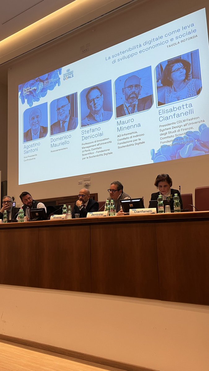 Quarta Tavola Rotonda: la #SostenibilitàDigitale come leva di sviluppo!

Modera <a href="/FedericoRuffo/">Federico Ruffo</a>, con: 

• <a href="/SantoniAgo/">Agostino Santoni</a> (<a href="/Confindustria/">Confindustria</a>)
• Domenico Mauriello (Assocamerestero)
• <a href="/hermanfenderson/">Mauro Minenna</a> (<a href="/ACI_Italia/">ACI</a>)
• Elisabetta Cianfanelli (<a href="/UNI_FIRENZE/">Università di Firenze</a>) 
• <a href="/sdenicolai/">Stefano Denicolai</a> (<a href="/unipv/">Università di Pavia</a>)