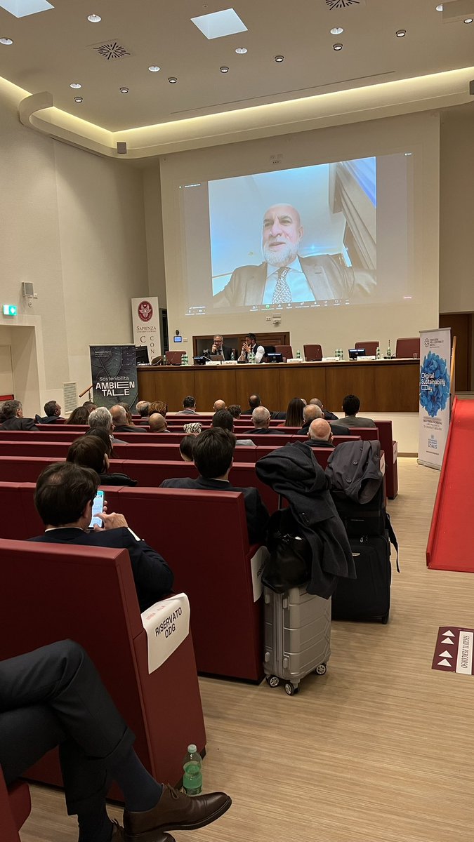 Domenico Mauriello, Segretario Generale Assocamerestero, racconta il #DigitalSustainabilityAtlas: la pubblicazione realizzata con la <a href="/DigiTInst/">Fondazione per la Sostenibilità Digitale</a> per dare alle aziende italiane che vogliono fare business all’estero le informazioni sulla #SostenibilitàDigitale in 51 Paesi del mondo.