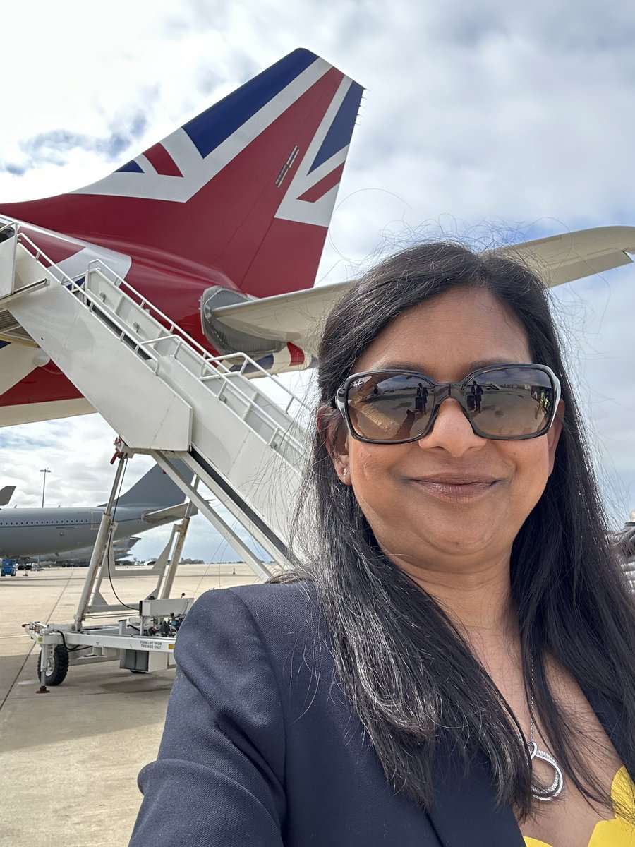 LvMcilree's tweet photo. The sustainable skies world summit has been a fantastic opportunity to learn how much the industry is doing for a sustainable future. We are on our way to net zero 🥳
Being onboard for the flyby with 43% SAF was THE massive highlight. #ihaveflownwithsaf #ssws #sustainableaviation https://t.co/DruaZgX7Zt