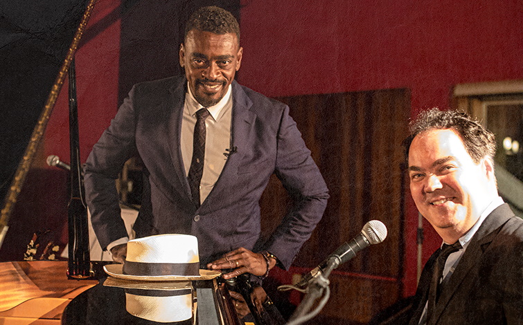 AgendaLisboa's tweet image. Dia 21 de abril, #SeuJorge e #DanielJobim regressam a Lisboa para um concerto na #AlticeArena, onde irão interpretar a obra de um dos artistas mais relevantes da #música popular brasileira, António Carlos Jobim.
agendalx.pt/events/event/s…