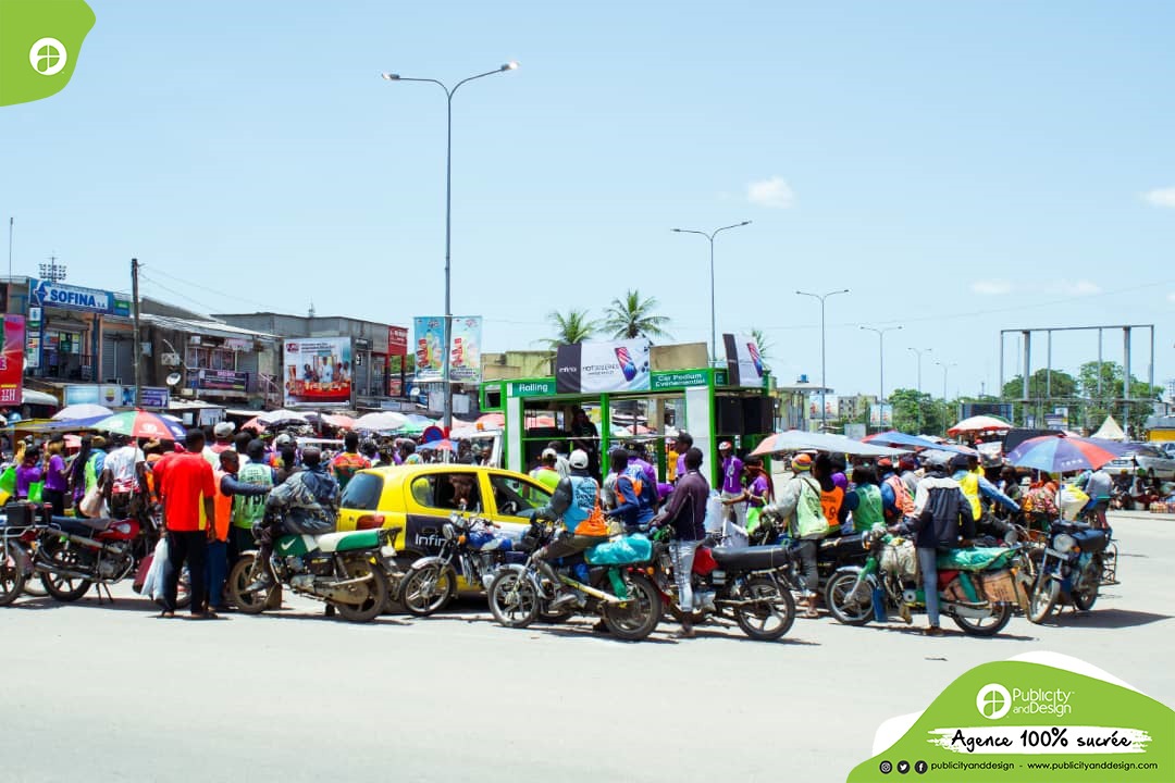 PublicityAgence's tweet photo. Quelques moments forts de la campagne de lancement du #Hot30Serie qui s'est tenue hier dans la ville de Douala.

Merci à Infinix Mobile pour la confiance 🤝

🚨Yaoundé on arrive !!

#publicityanddesign #activation #Infinix #infinixhot30series https://t.co/ox4P2r1fpt